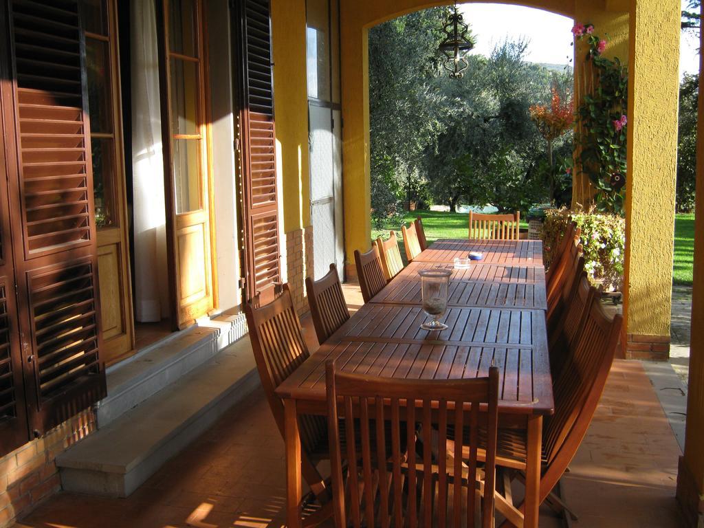Guardalaluna Villa Pian Di Sco Exterior photo